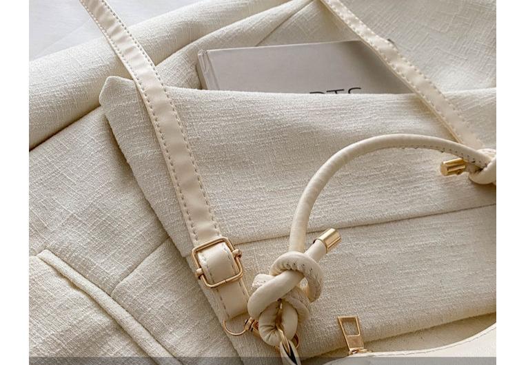 Crossbody Stylish, Simple, and Versatile bag